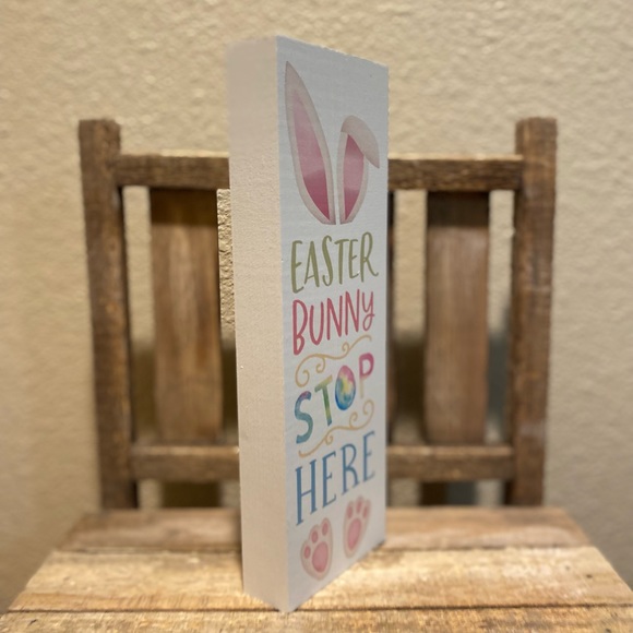 Easter Bunny Stops Here Sign, Easter Bunny Ears & Easter Bunny Feet, Easter Sign - Picture 6 of 9